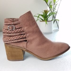 Carlos Santana | Mauve Ashby Bootie, sz 9